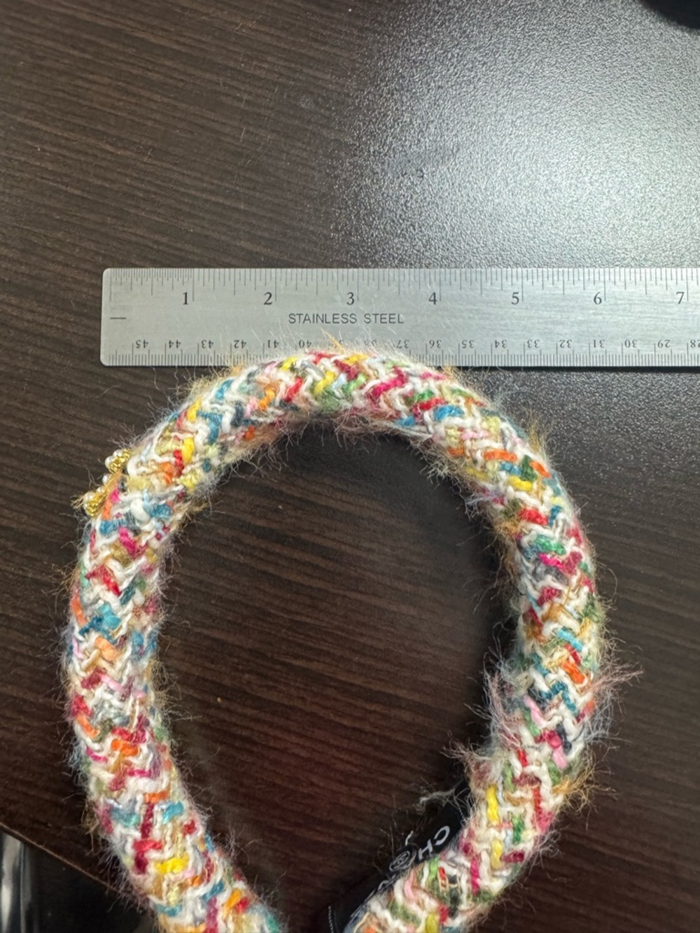 CHANEL Multicolor Knit Headband with Gold Pearl CC - Picture 6 of 7